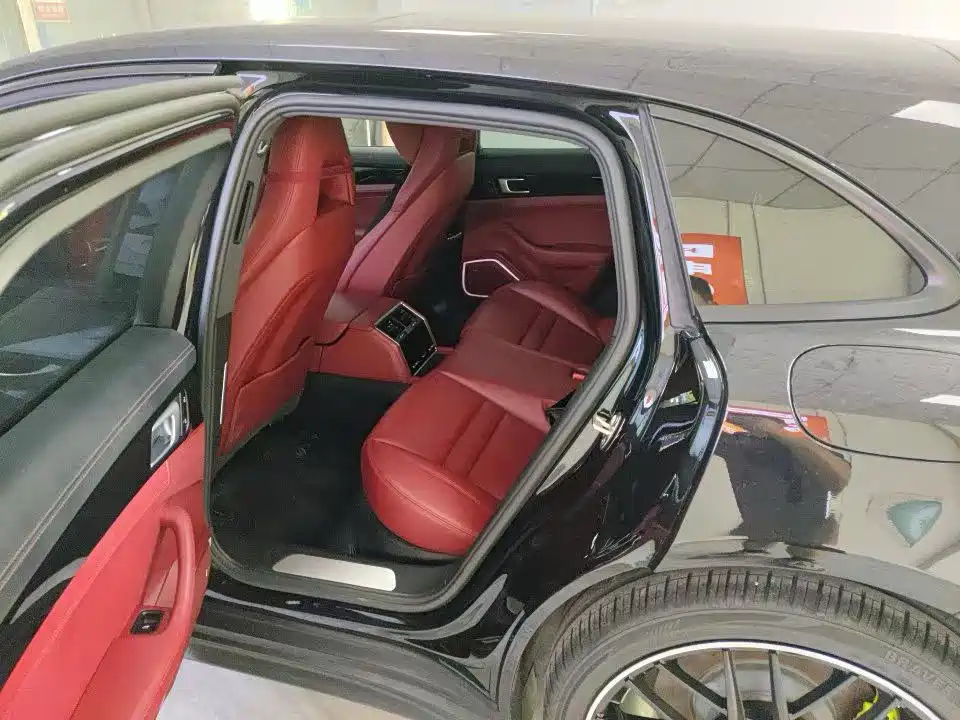 Porsche Panamera Hybrid 2022