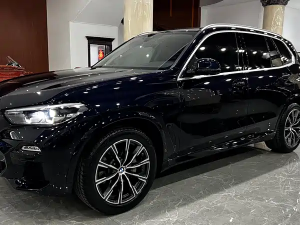 BMW X5 2021