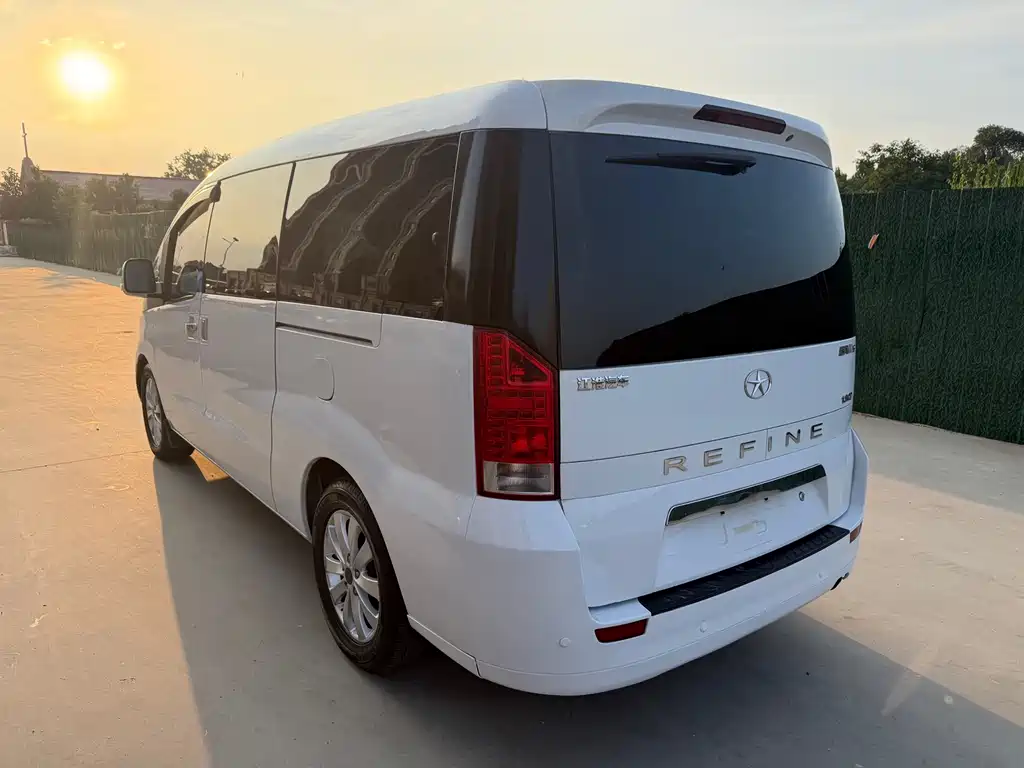 JAC Refine M5 2015