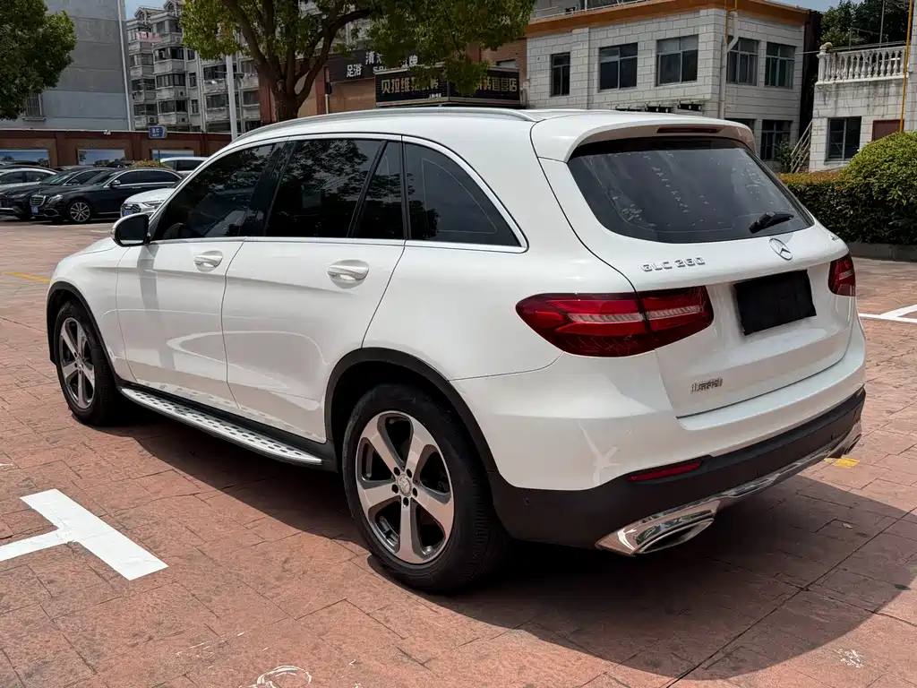Mercedes-Benz GLC 2016 — фото 9