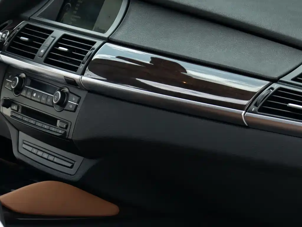 BMW X6 2014 — фото 15