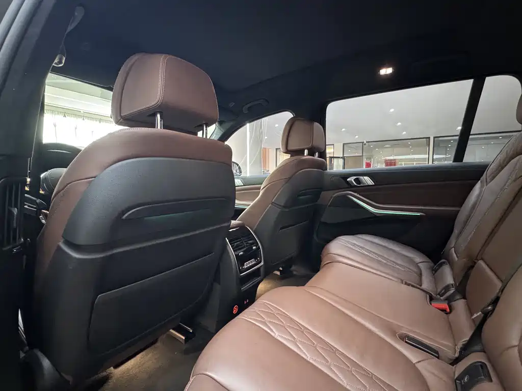 BMW X7 2019 — фото 15