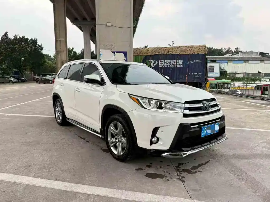 Toyota Highlander 2019 — фото 2