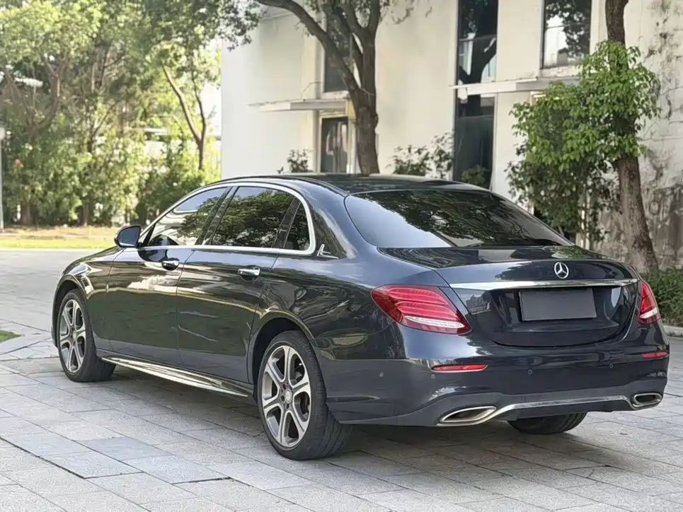 Mercedes-Benz E-Class 2017
