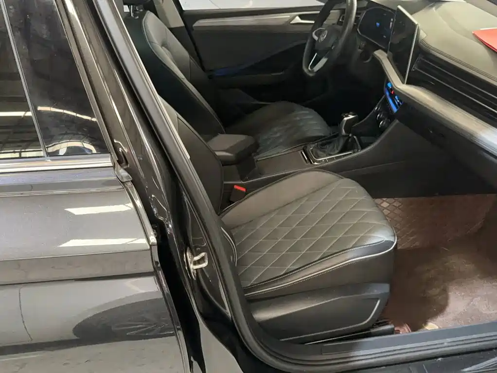 Volkswagen Sagitar 2023