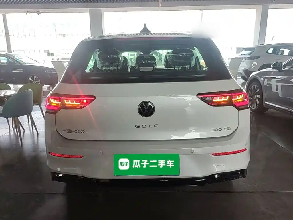 Volkswagen Golf 2025