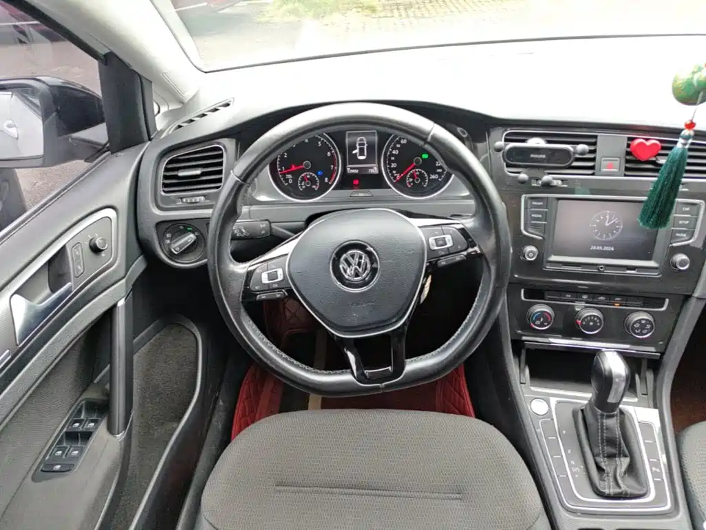 Volkswagen Golf 2016