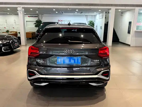 Audi Q2L 2022