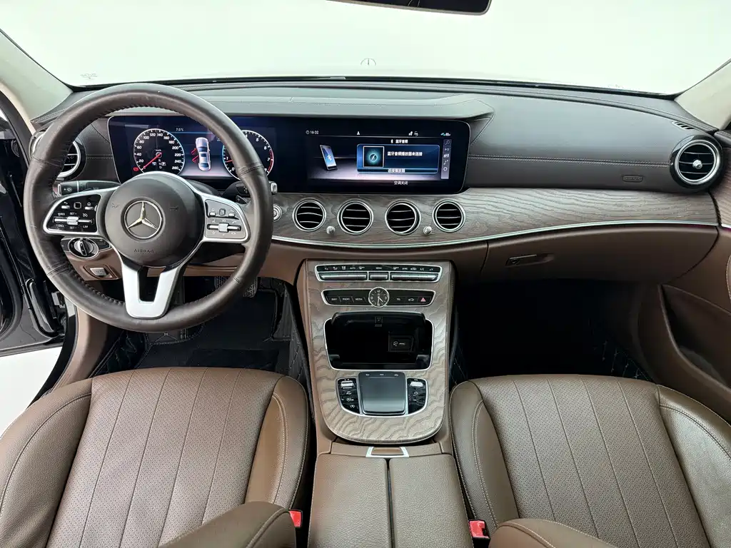 Mercedes-Benz E-Class 2019 — фото 8