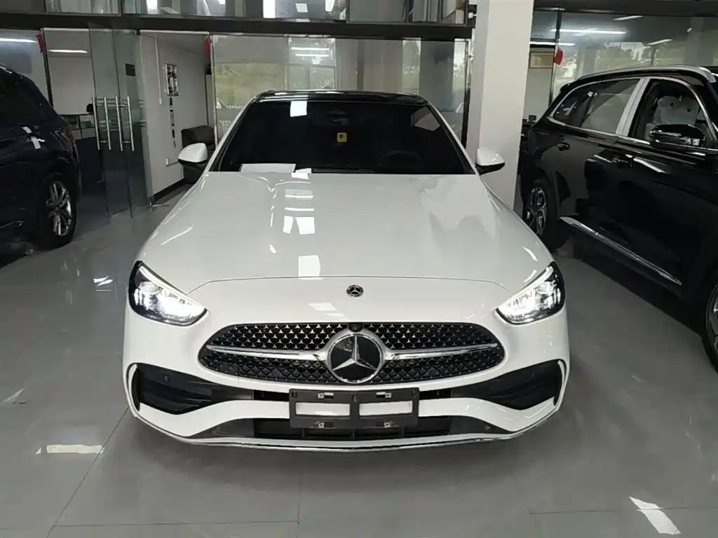 Mercedes-Benz C-Class 2022 — фото 3