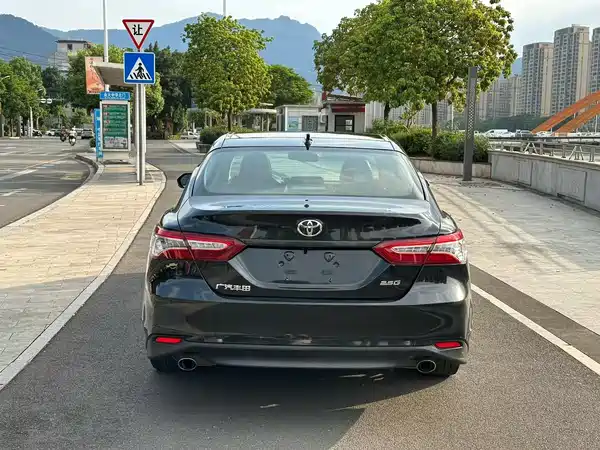 Toyota Camry 2021