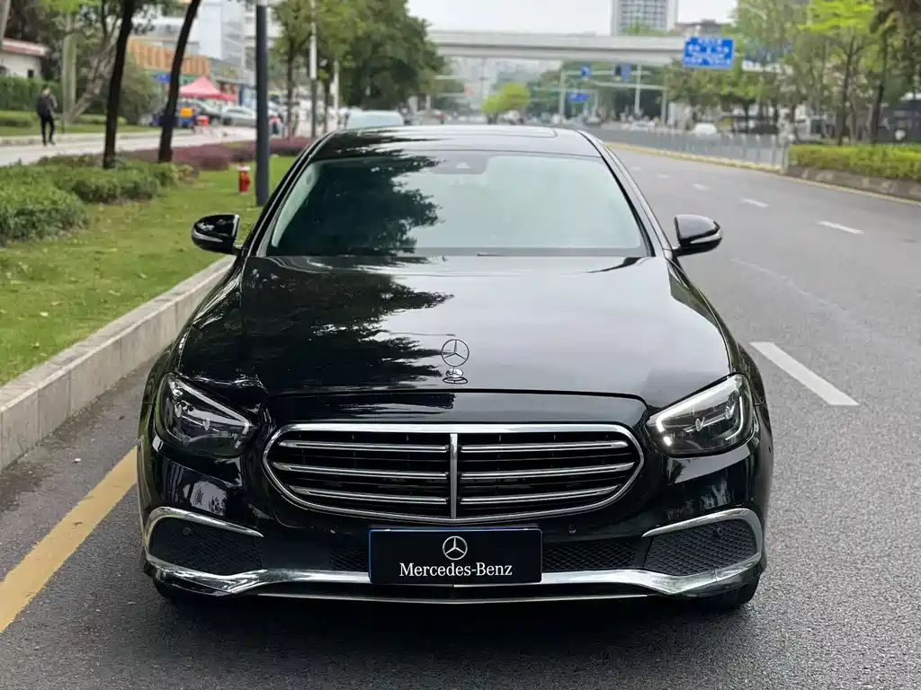 Mercedes-Benz E-Class 2017 — фото 2