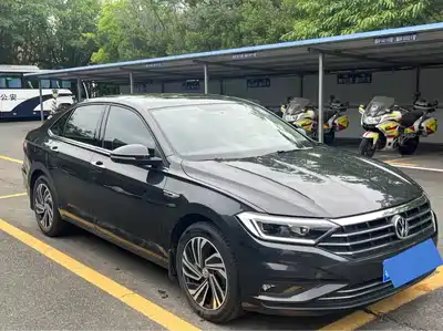 Volkswagen Sagitar 2022