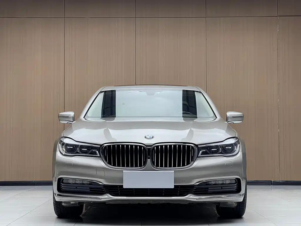 BMW 7 Series 2016 — фото 2