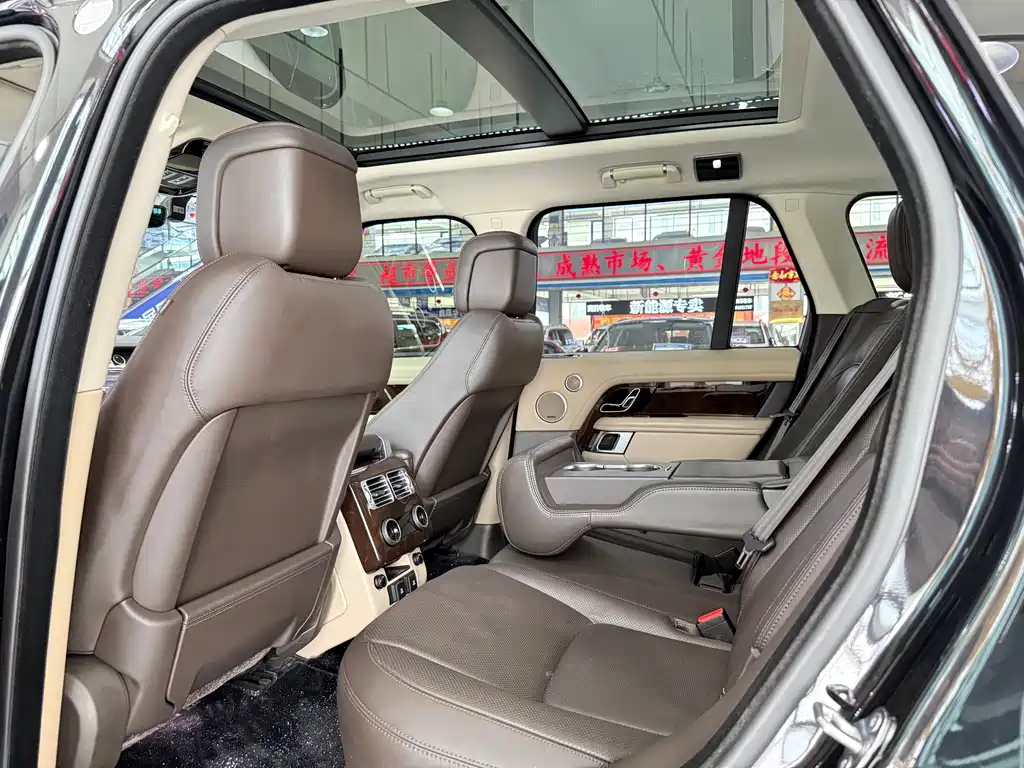 Land Rover Range Rover 2020 — фото 13