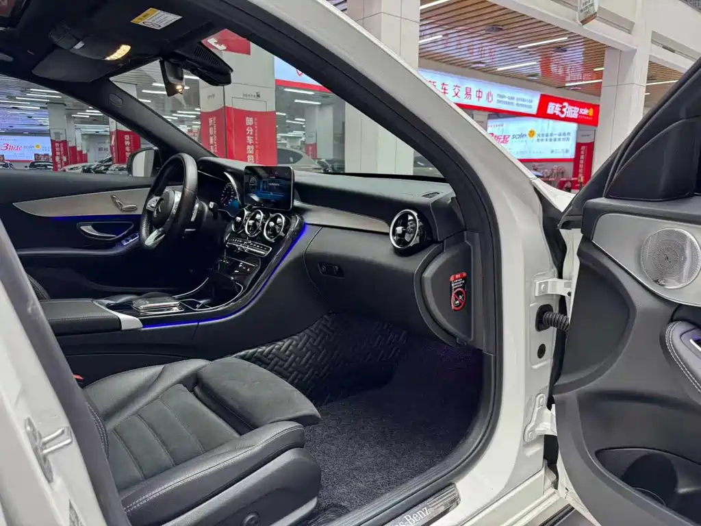 Mercedes-Benz C-Class 2021 — фото 15