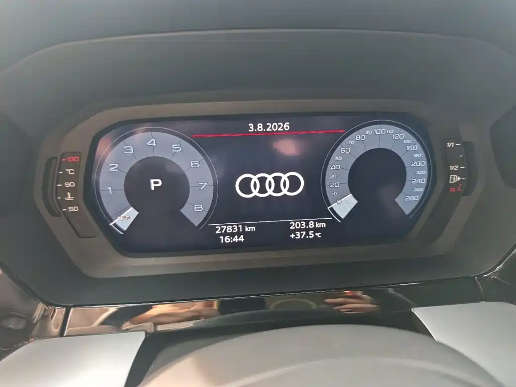 Audi A3 2024 — фото 14