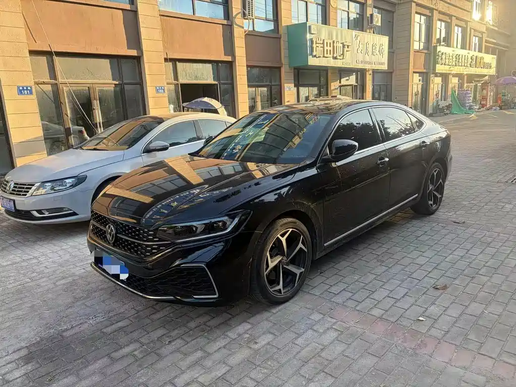 Volkswagen Passat 2024