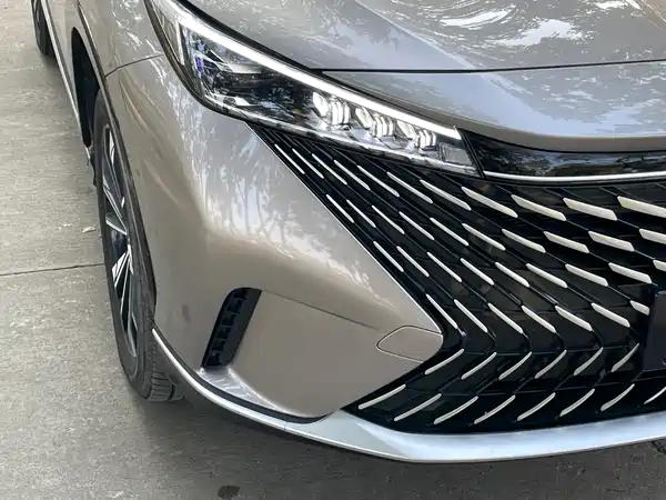 Roewe RX5 2024