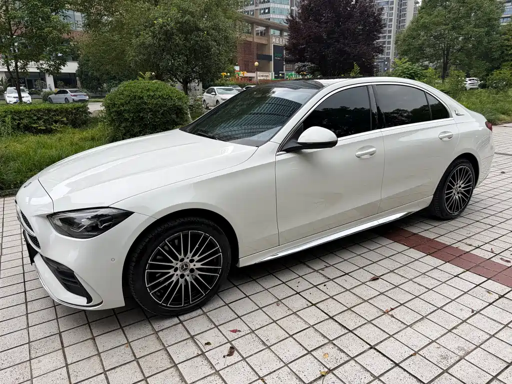 Mercedes-Benz C-Class 2022 — фото 9