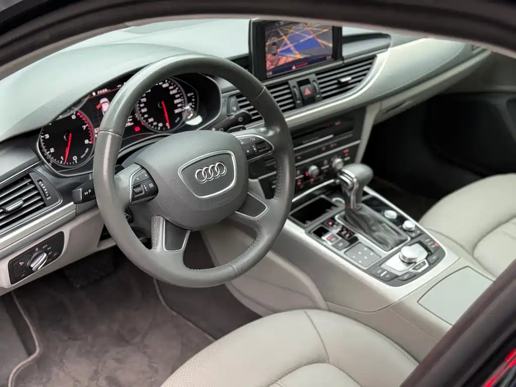 Audi A6L 2014 — фото 20