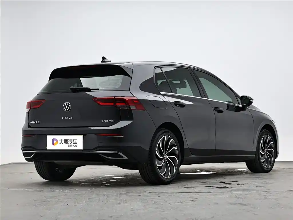 Volkswagen Golf 2022