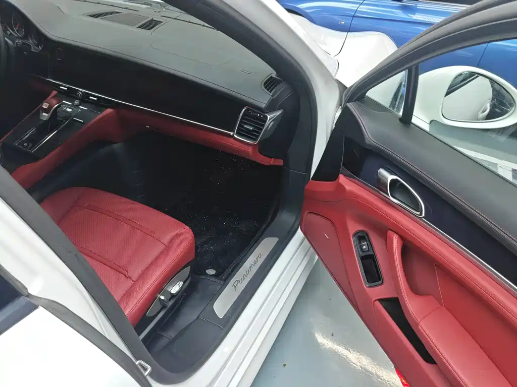 Porsche Panamera 2015 — фото 17