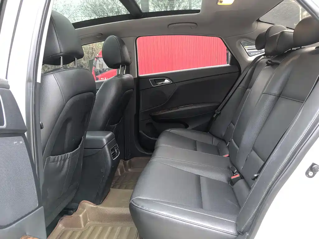 Hyundai Mistra 2015 — фото 9
