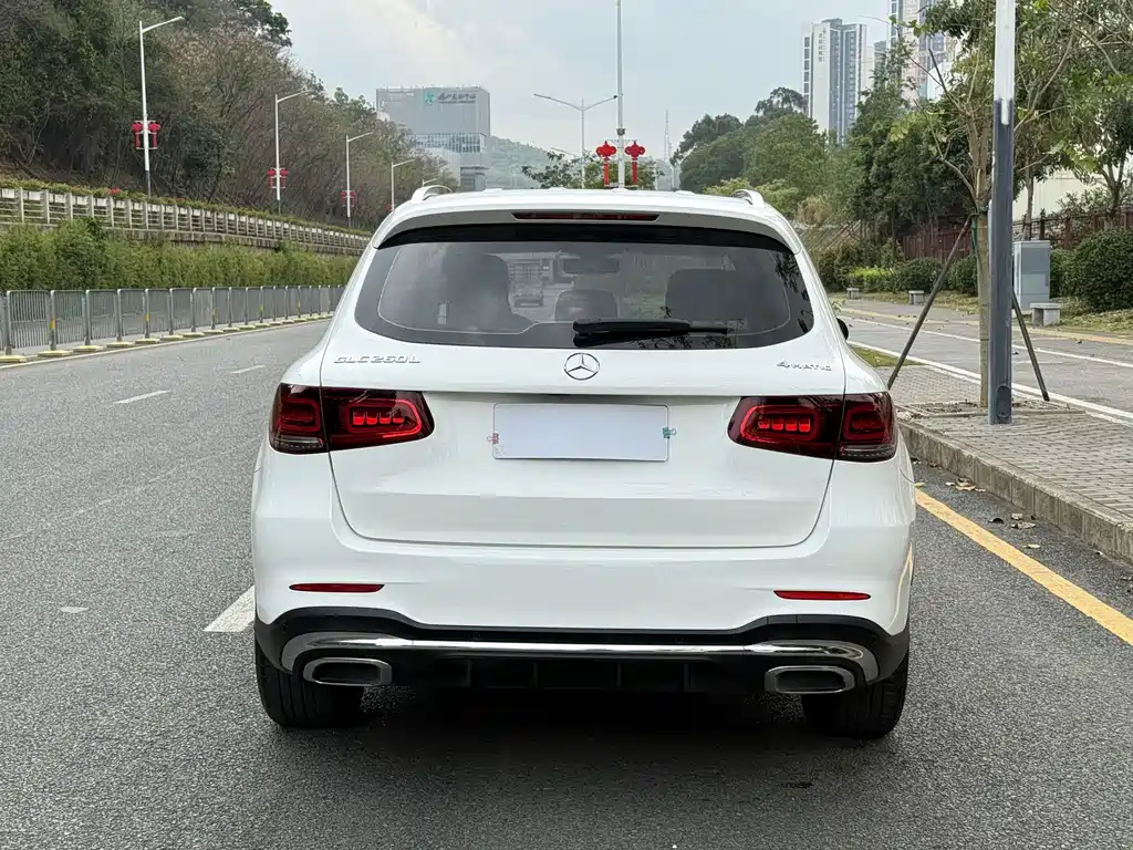 Mercedes-Benz GLC 2021 — фото 6