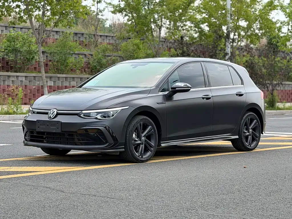 Volkswagen Golf 2022