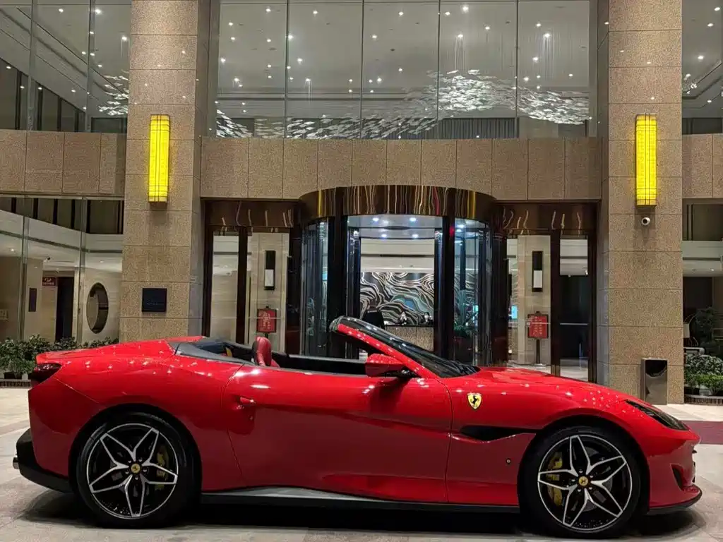 Ferrari Portofino 2019 — фото 7