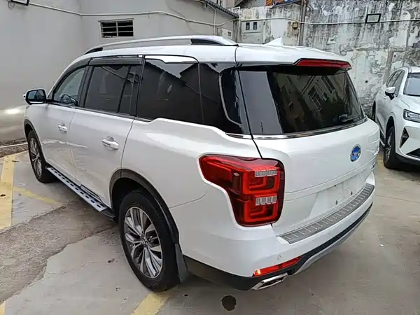 GAC Trumpchi GS8 2017