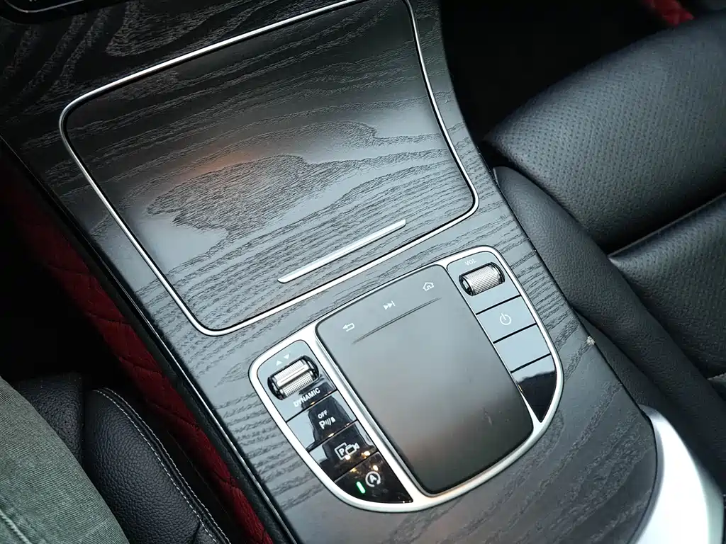 Mercedes-Benz C-Class 2019 — фото 18