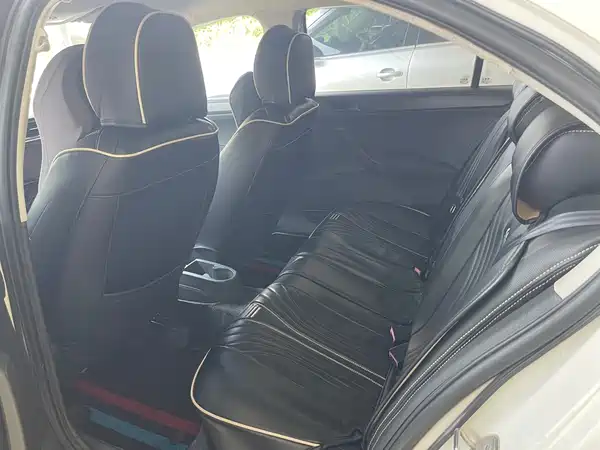 Volkswagen Santana 2015