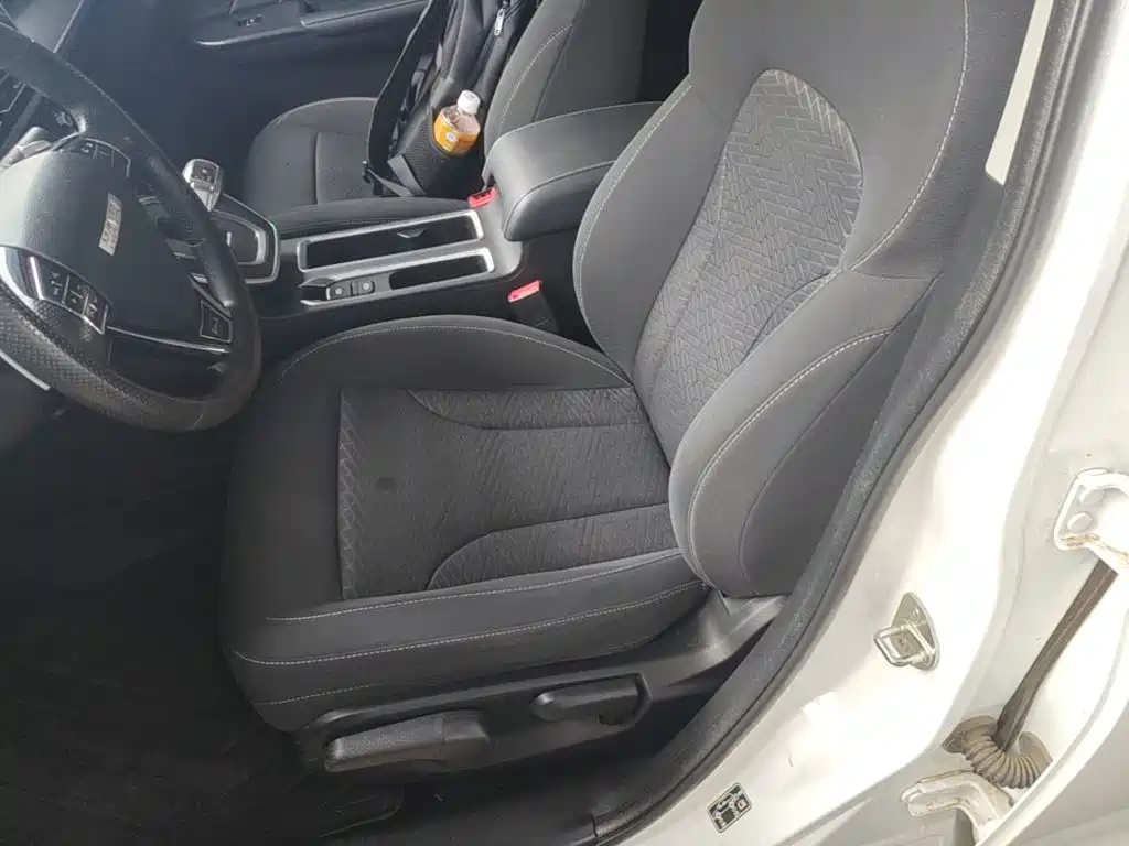 Haval M6 2023 — фото 15