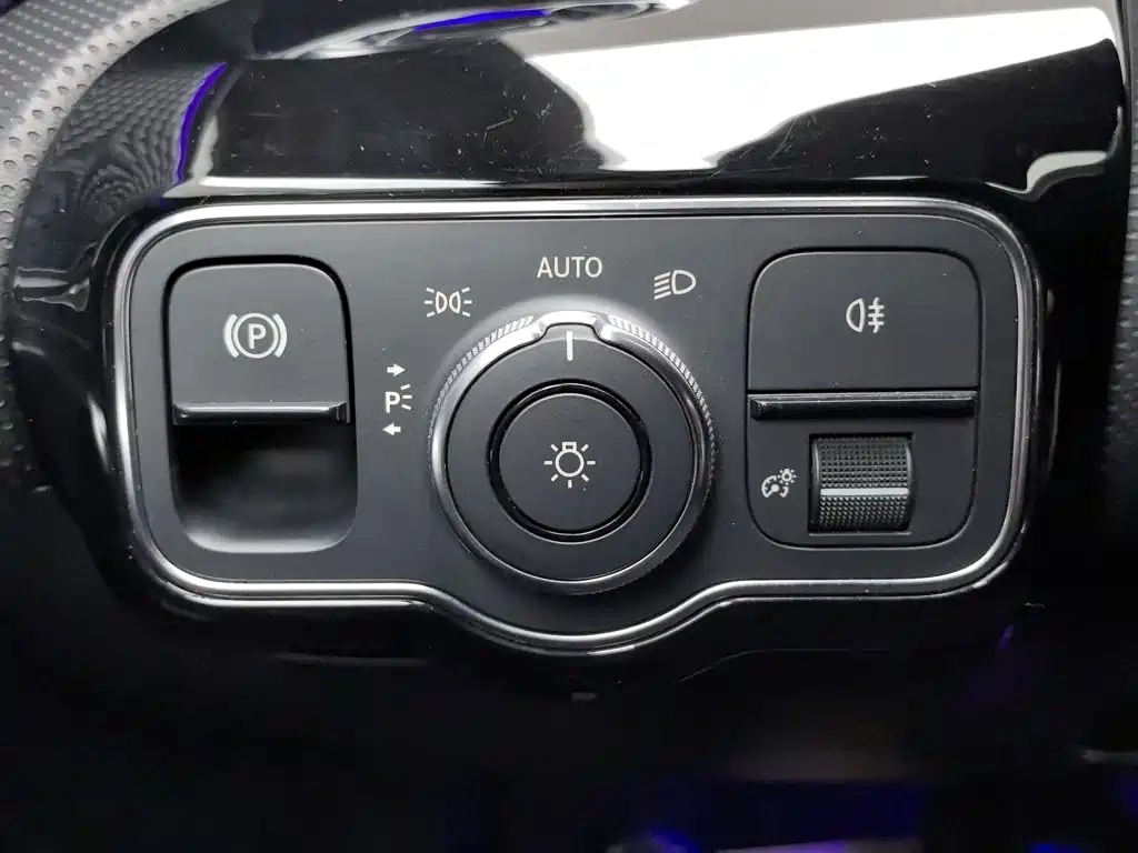 Mercedes-Benz A-Class 2021 — фото 21