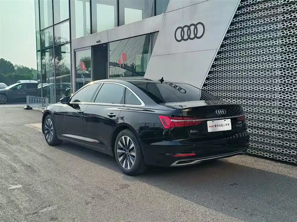 Audi A6L 2023