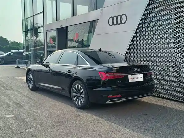 Audi A6L 2023