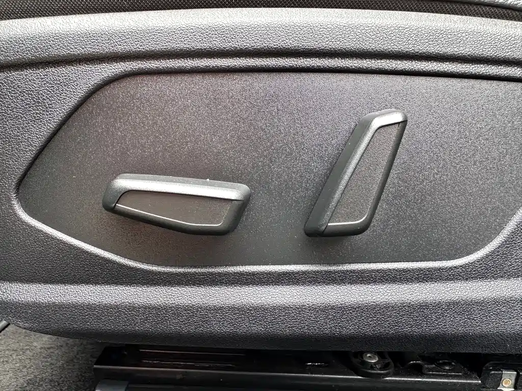 Hyundai Elantra 2021 — фото 18