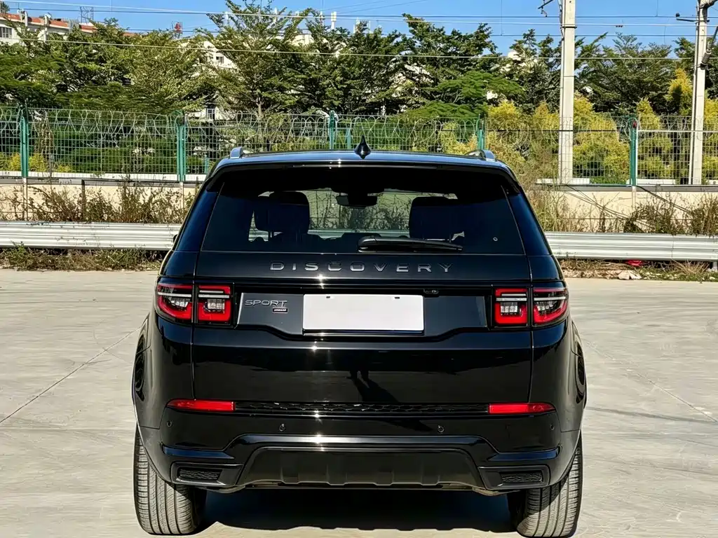 Land Rover Discovery Sport 2022 — фото 8