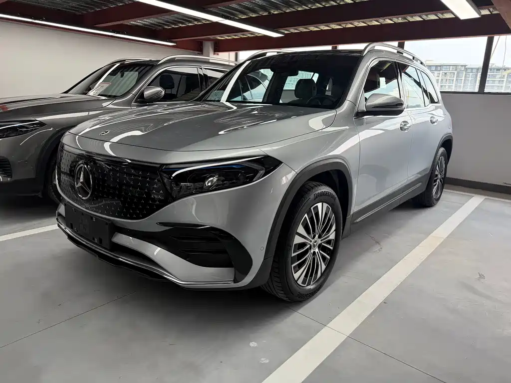 Mercedes-Benz EQB 2025