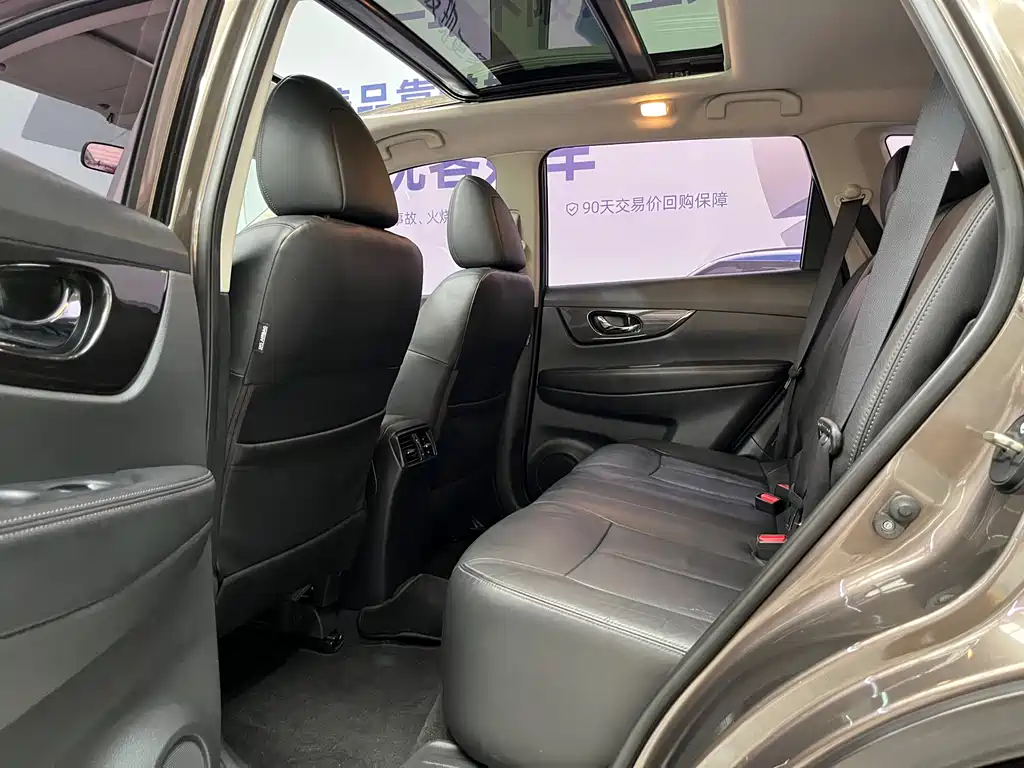 Nissan X-Trail 2018 — фото 13