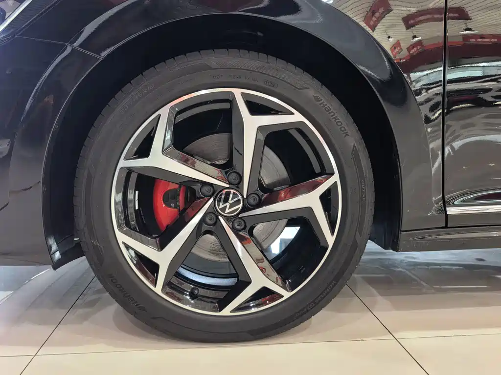 Volkswagen Passat 2025