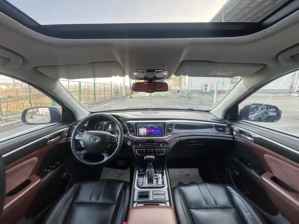 GAC Motor Trumpchi GS8 2019 — фото 13