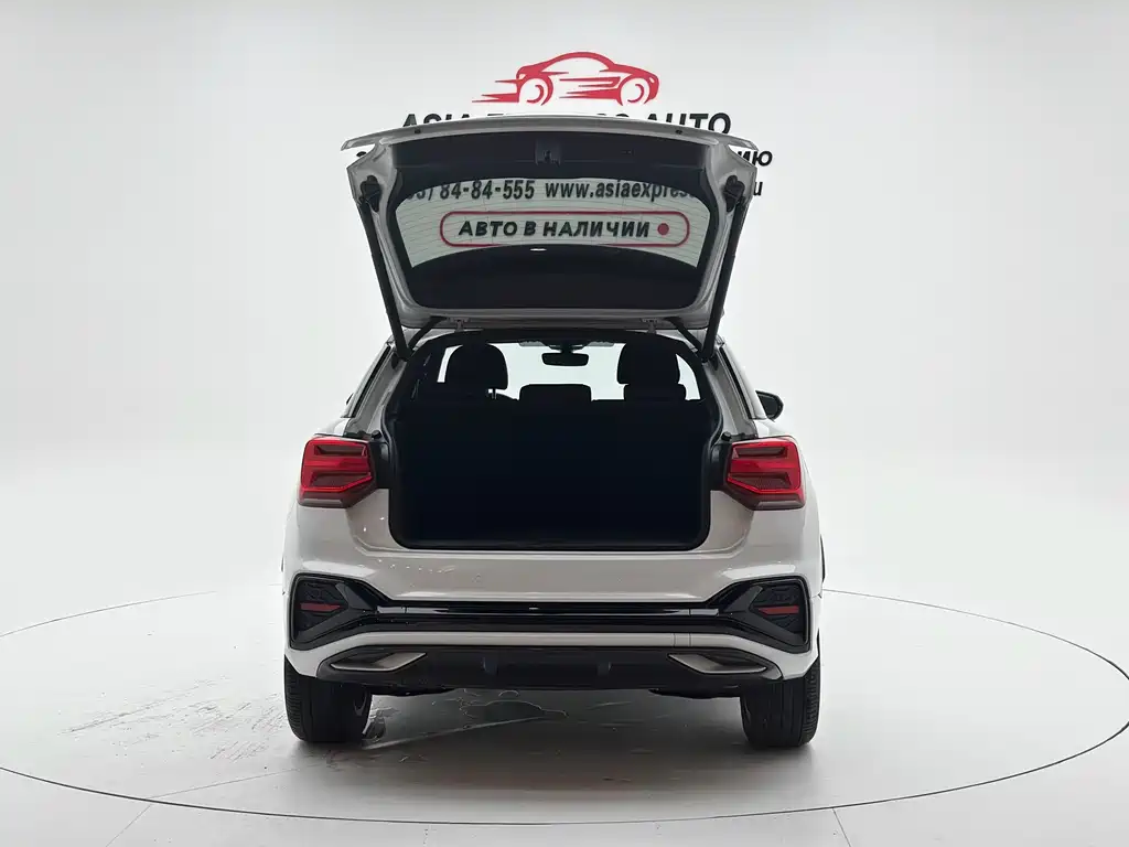 Audi Q2L 2022