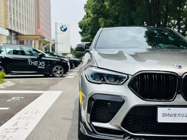 BMW X6 M 2022