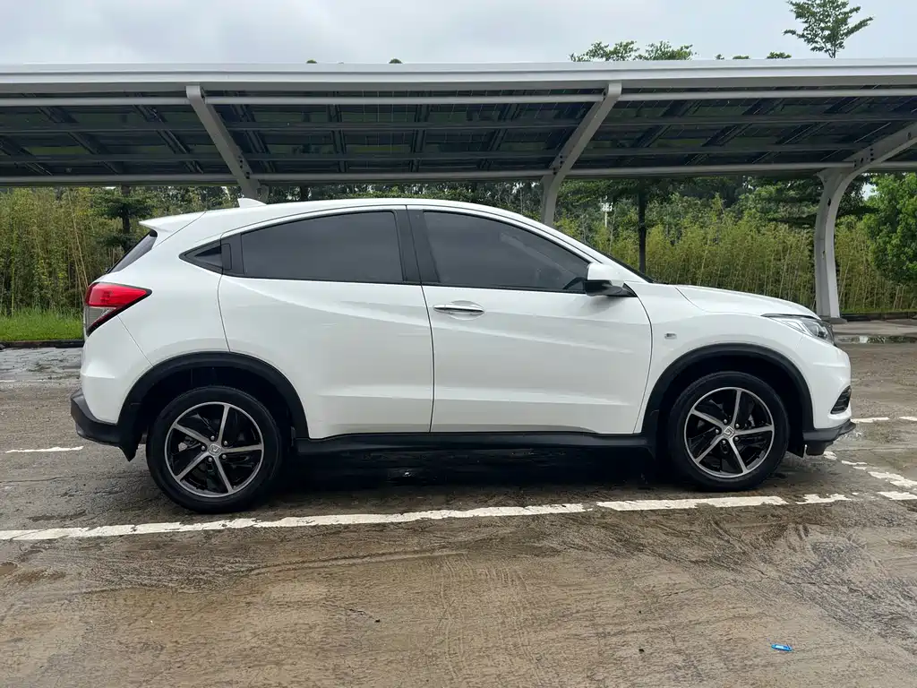 Honda Vezel 2022 — фото 10