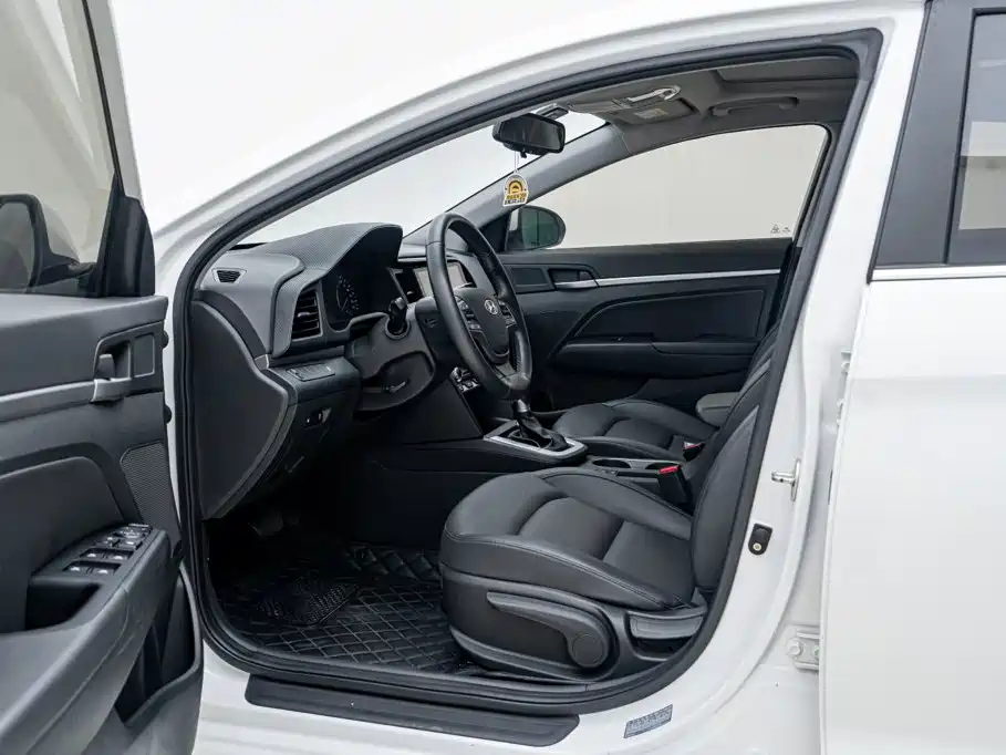 Hyundai Lingdong plug-in hybrid 2020 — фото 15