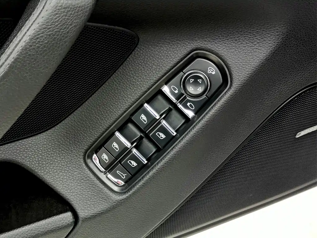 Porsche Panamera 2014 — фото 24