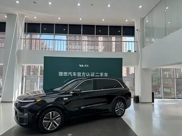 Li Auto L8 2024